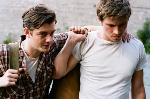 on-the-road-movie-image-sam-riley-garrett-hedlund.jpg